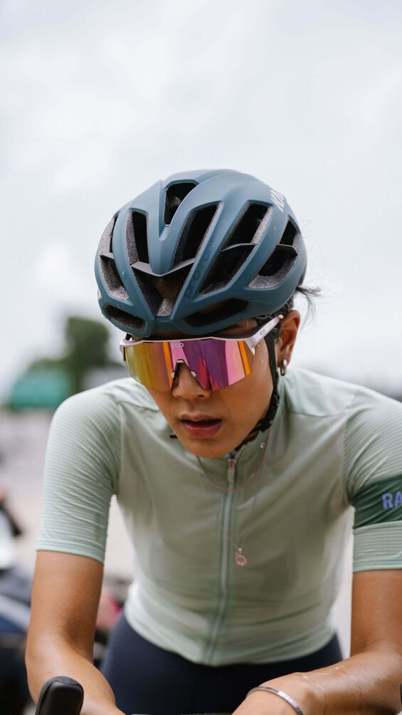 Welke maat fietshelm heb ik nodig? Complete maattabel & pasvormtips - Brakeaway